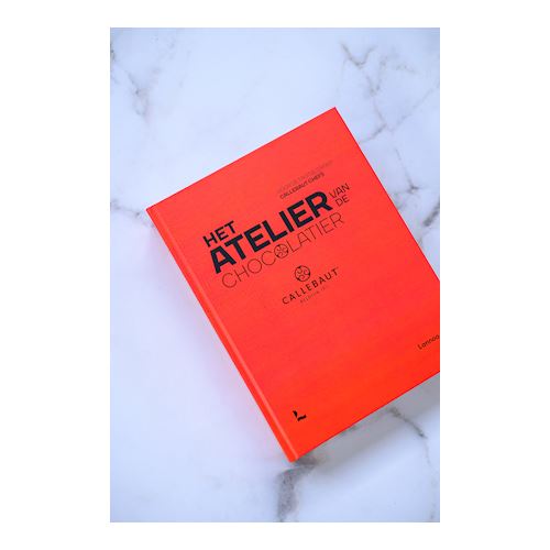 Het atelier van de chocolatier NL ( Davide Comaschi)